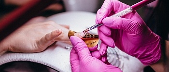 Специалист по маникюру