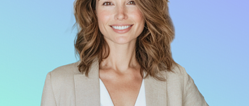 Стилист-имиджмейкер