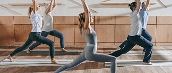 Фитнес-тренер по йоге